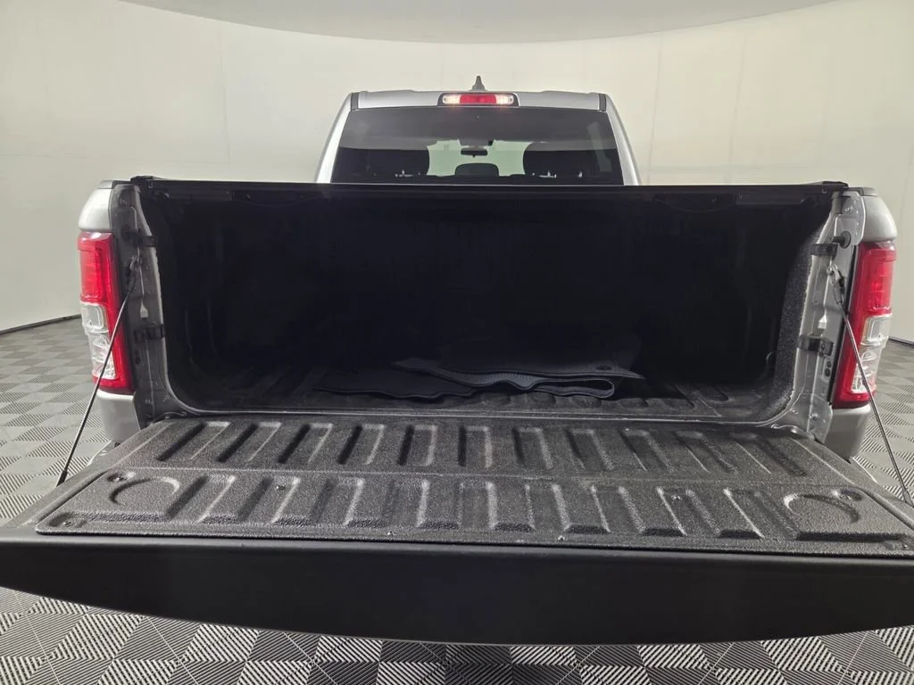 Used 2021 Billet Silver Metallic Clearcoat Ram Big Horn image 28