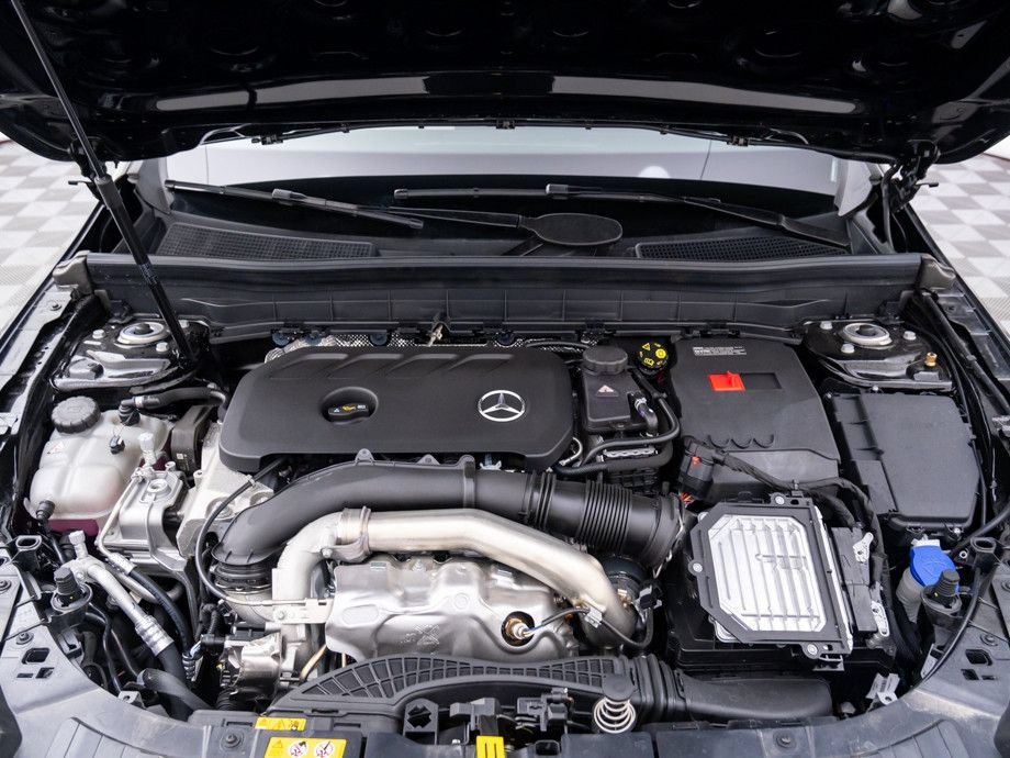 New 2026 Night Black Mercedes-Benz GLB 250 image 79