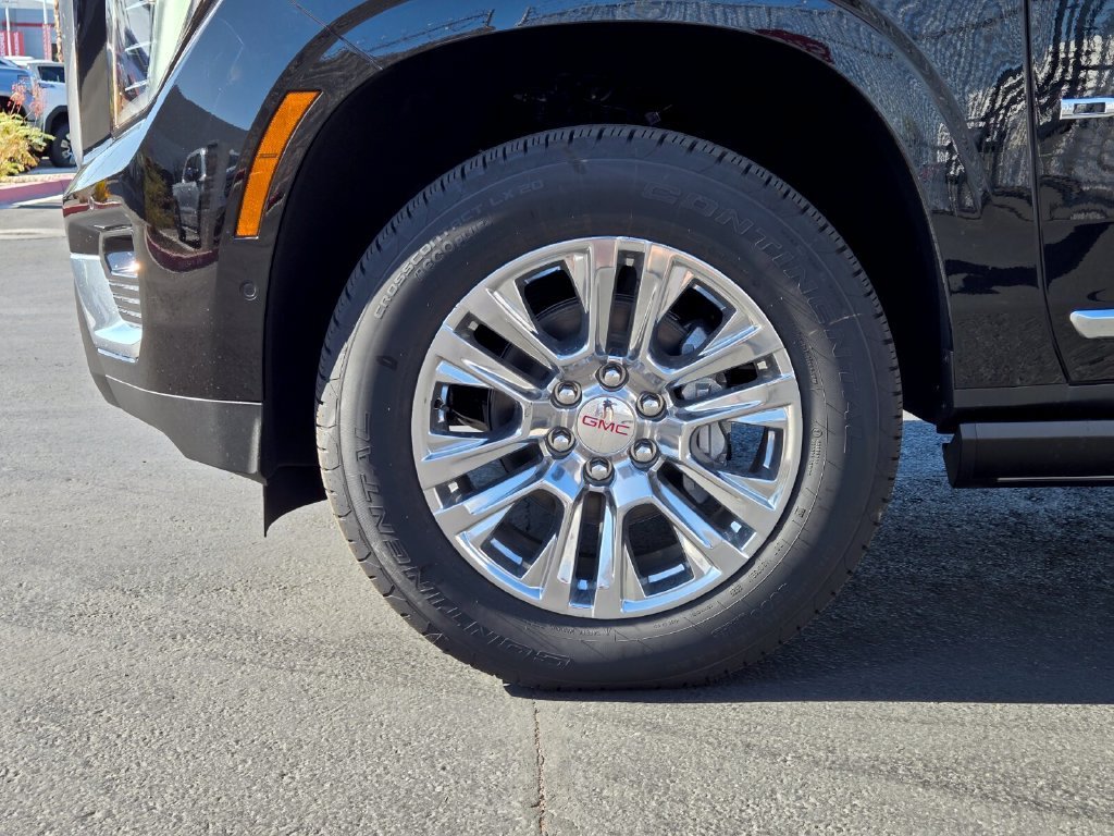 2026 GMC Yukon Denali - Photo 7