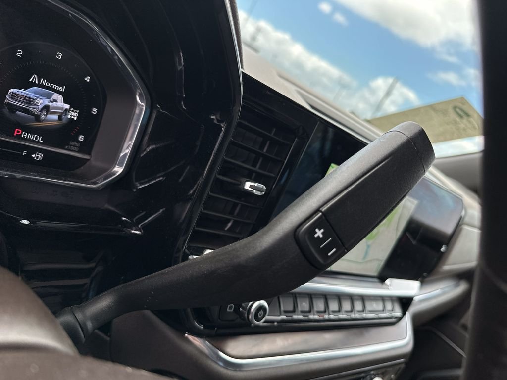 Used 2025 Sterling Metallic GMC SLT image 23