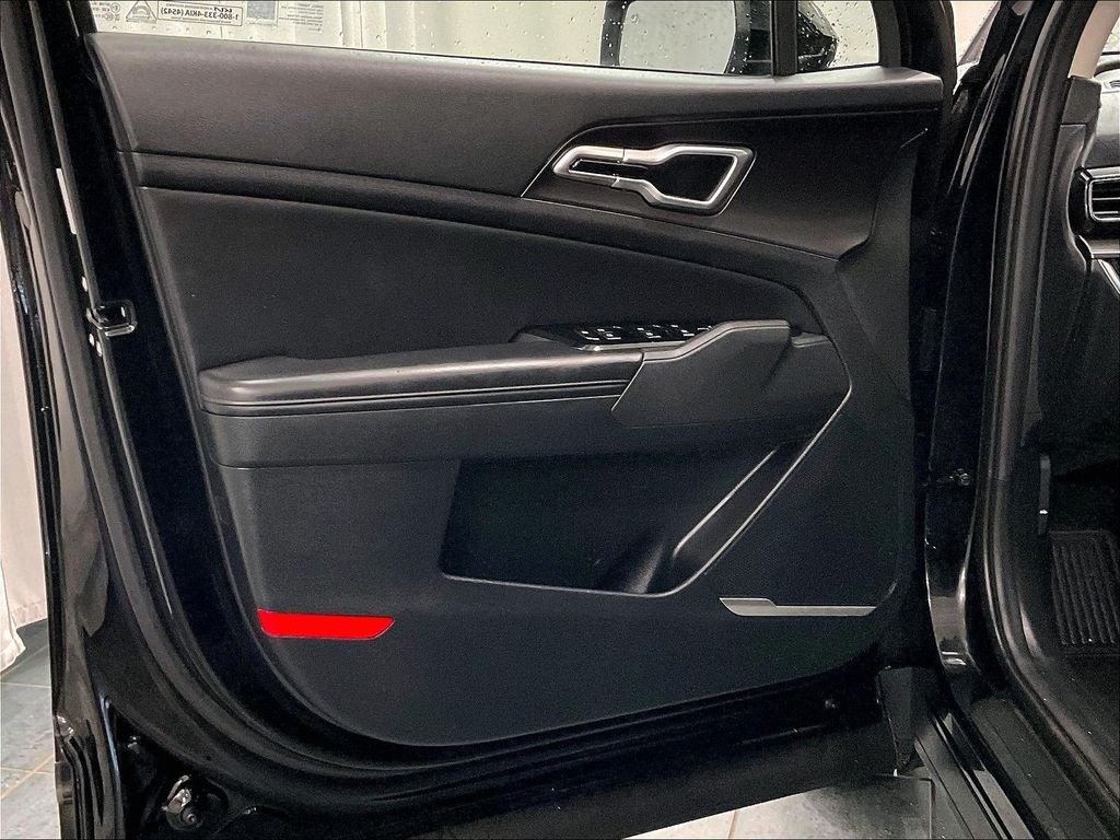 Used 2024 Ebony Black Kia EX image 9