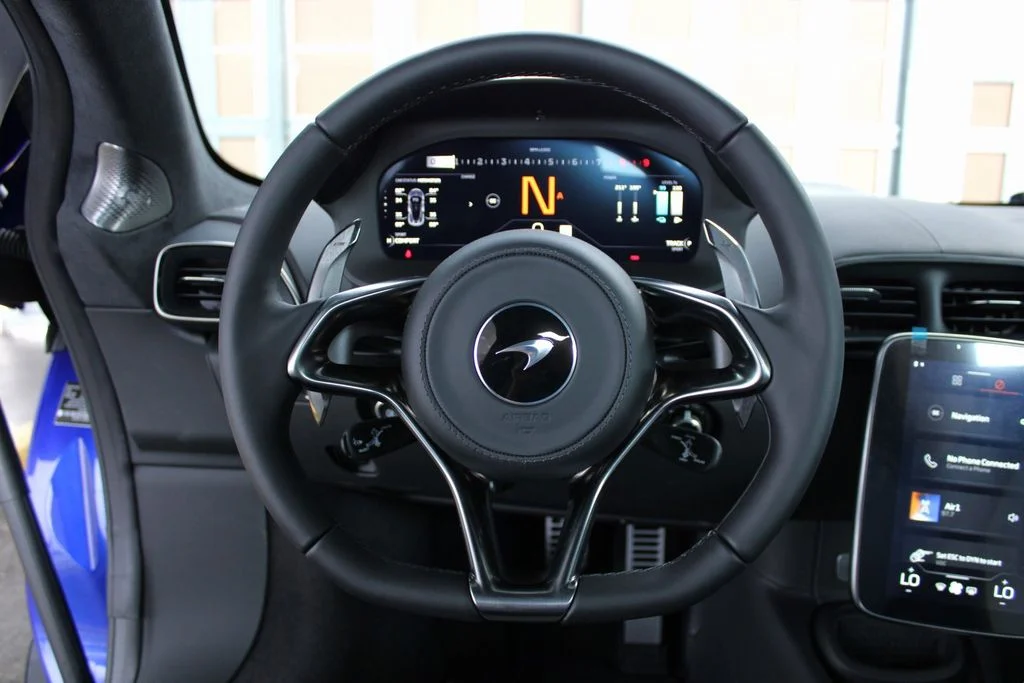 Certified Used 2025  McLaren Performance image 46