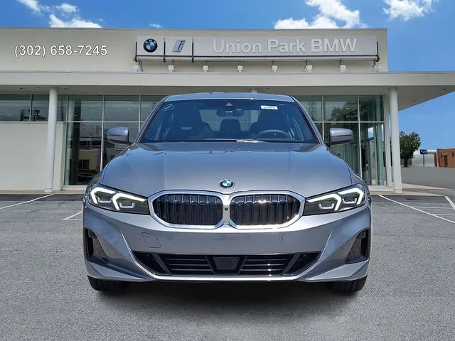 New 2026 Skyscraper Grey Metallic BMW 330i xDrive image 2