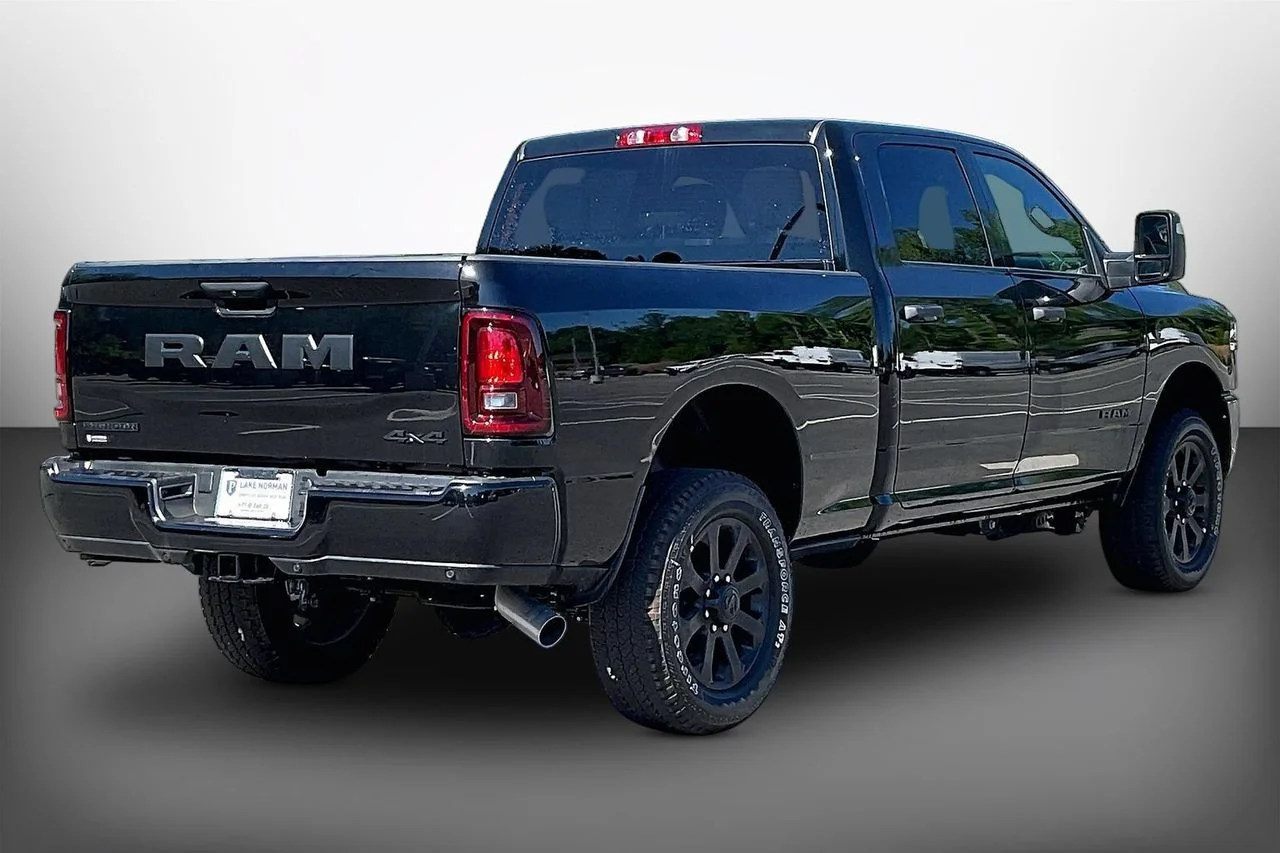 New 2026 Diamond Black Crystal Pearlcoat RAM Big Horn image 8