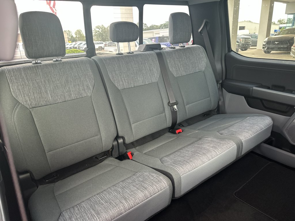 New 2026 Carbonized Gray Metallic Ford F-250® XLT image 33