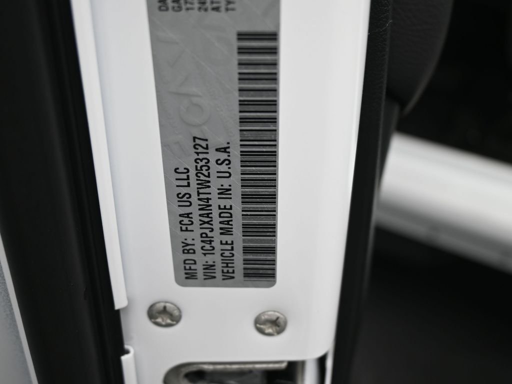 New 2026 Bright White Clear-Coat Exterior Paint Jeep Sport image 18