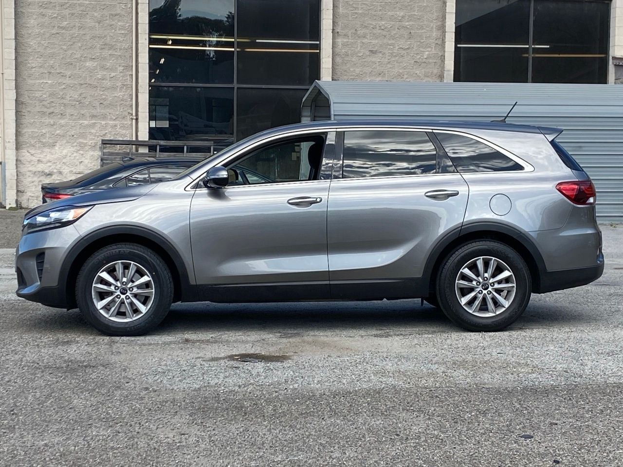 Used 2019 Titanium Silver Kia LX image 2