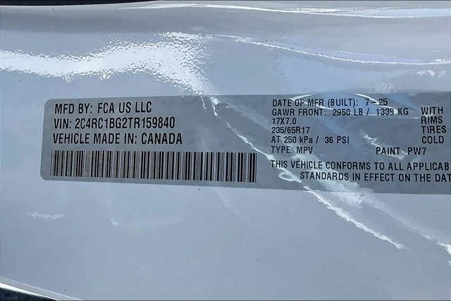 2026 Chrysler Pacifica Select - Photo 13