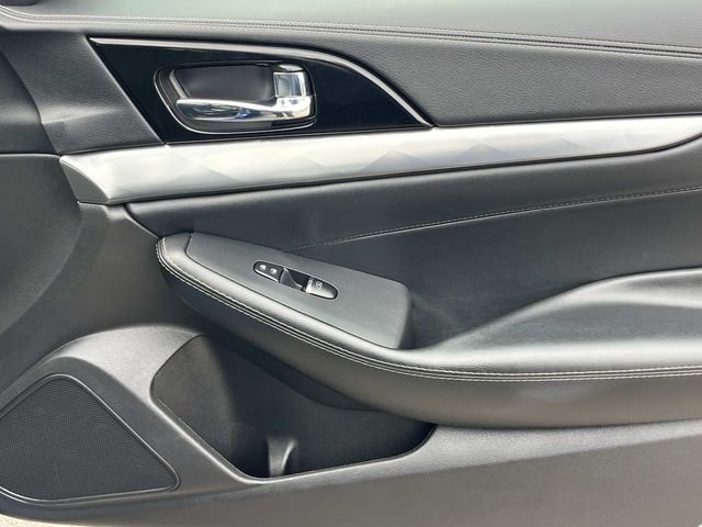 Certified Used 2023  Nissan 3.5 SL image 23