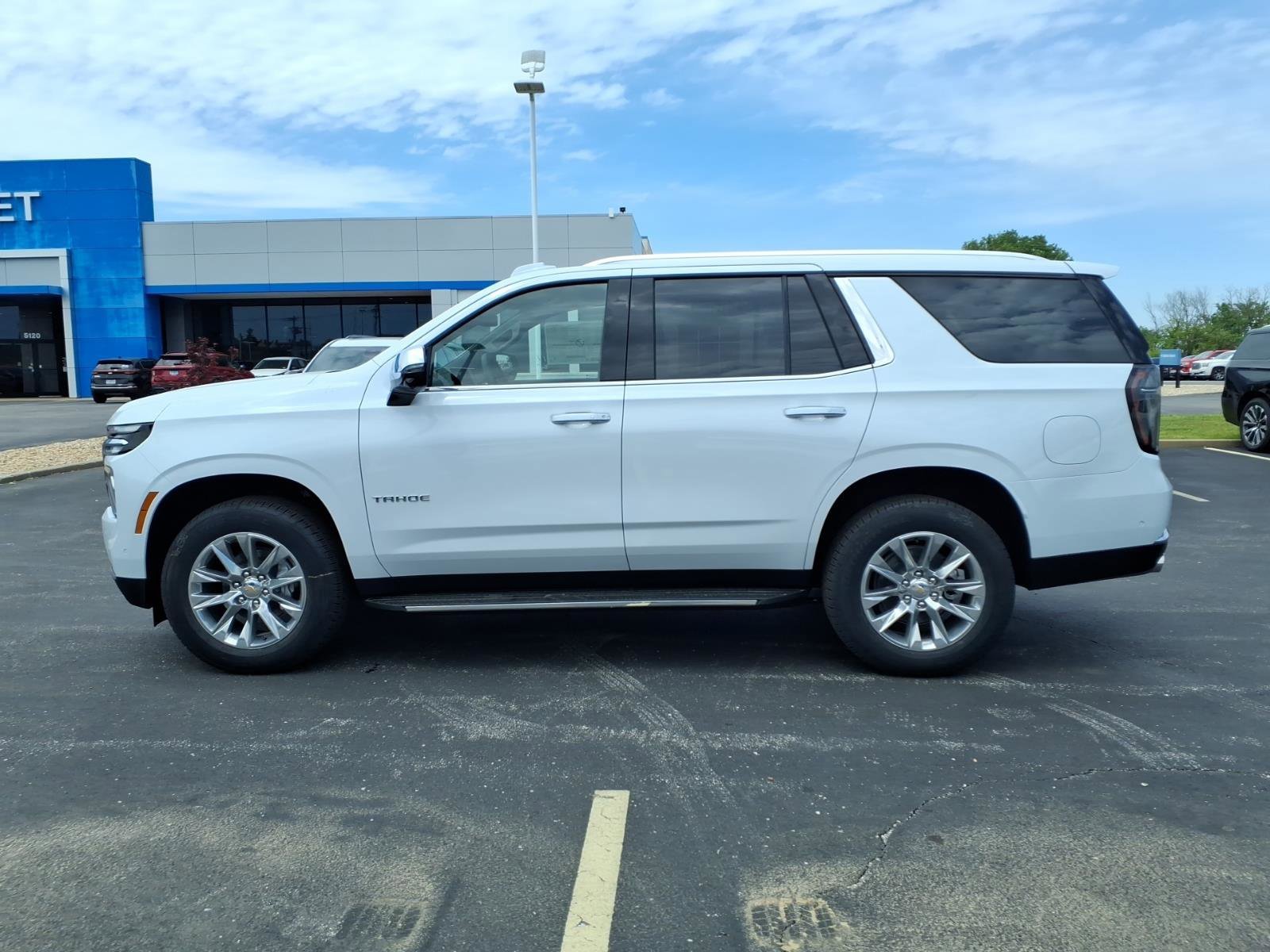 New 2026 Polar White Tricoat Chevrolet Premier image 3