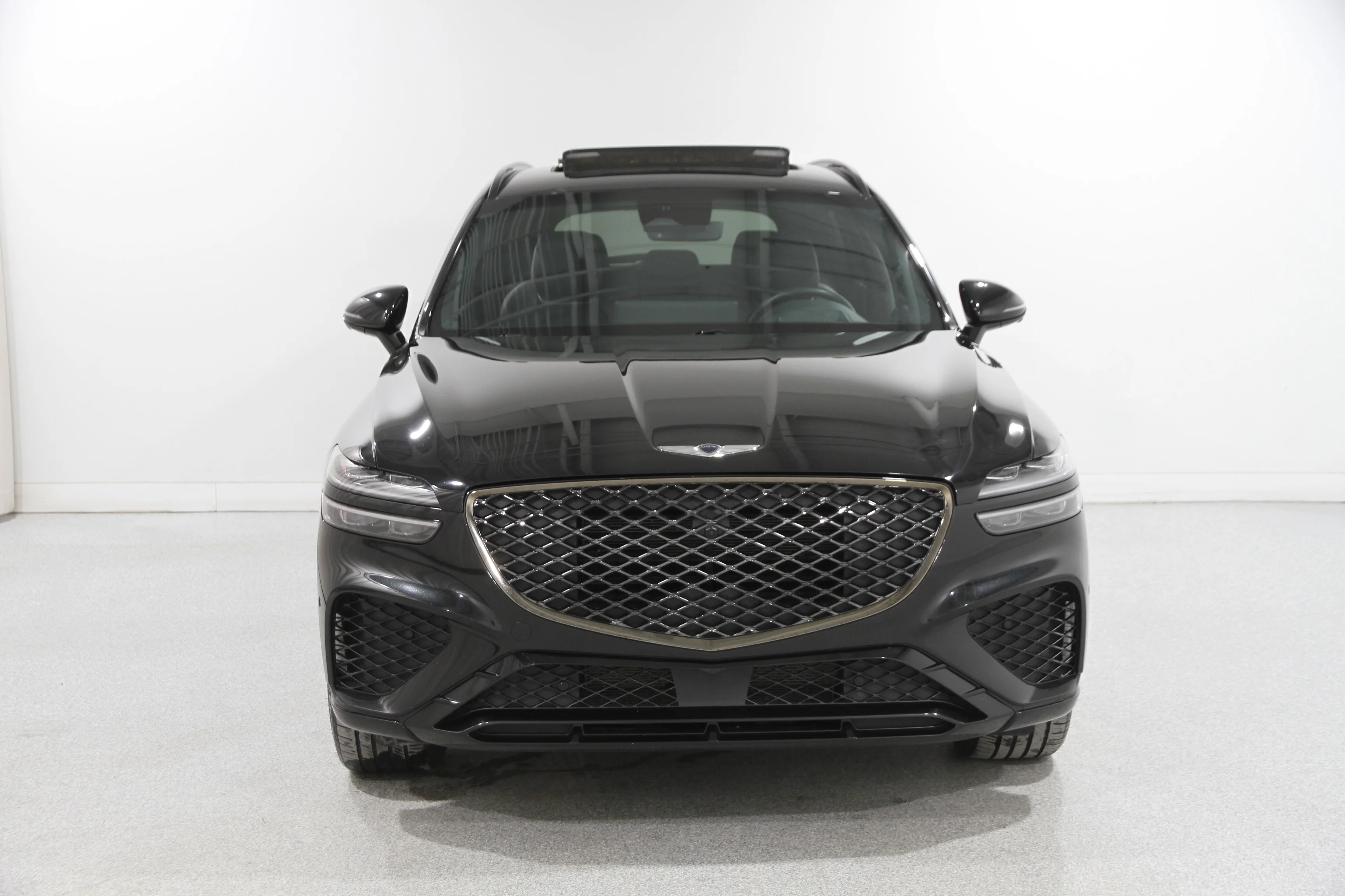 Used 2022 Vik Black Metallic Genesis 3.5T Sport Plus image 2