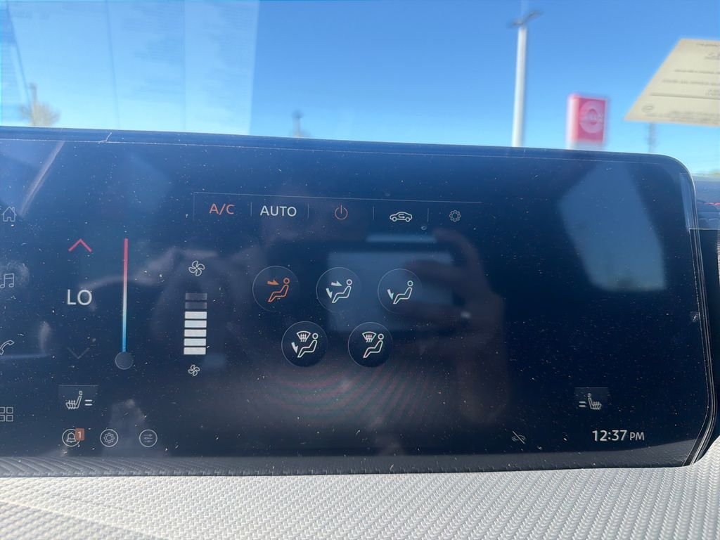 New 2026 Nissan Kicks SR 4D Sport Utility