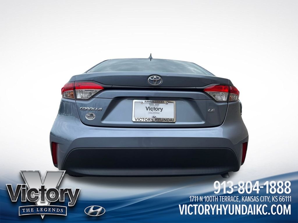 Used 2024  Toyota LE image 4