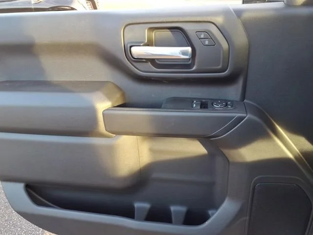 2025 GMC Sierra 2500HD Pro - Photo 16