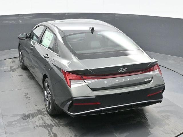 New 2026 Gray Hyundai Limited image 10