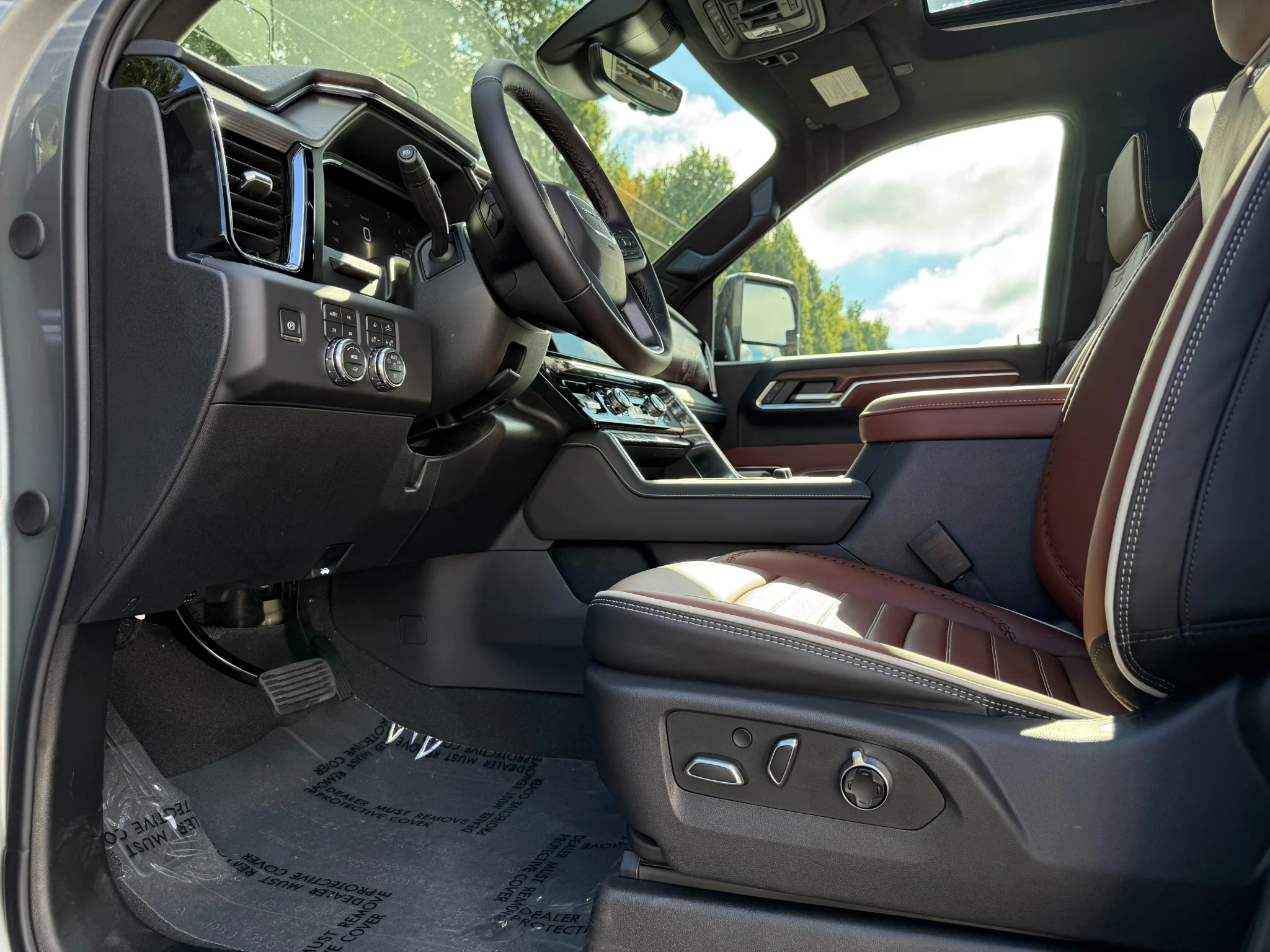 2026 GMC Sierra 2500HD Denali Ultimate - Photo 22