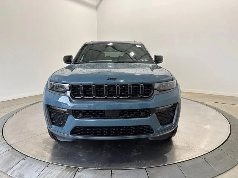 New 2026 Steel Blue Jeep Limited Reserve image 2