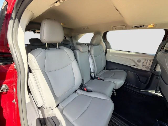 Used 2022 Red Toyota XLE image 31