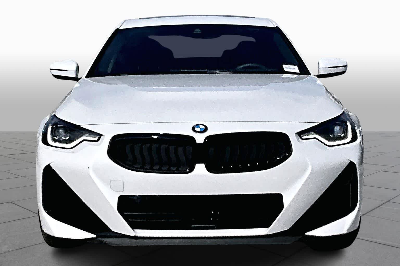 New 2025 Mineral White Metallic BMW 230i image 3
