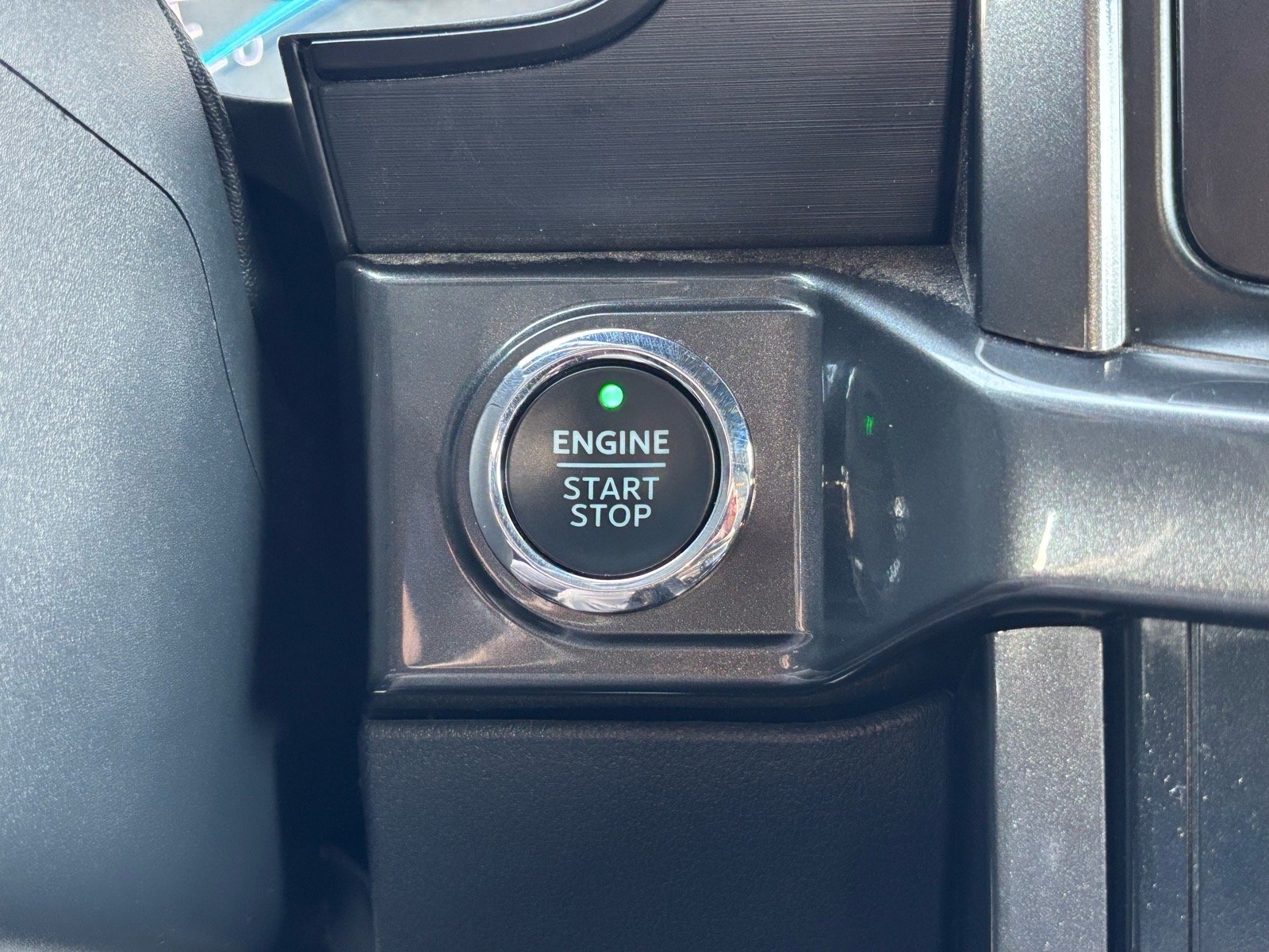 Used 2023 Oxford White Ford Tremor image 19