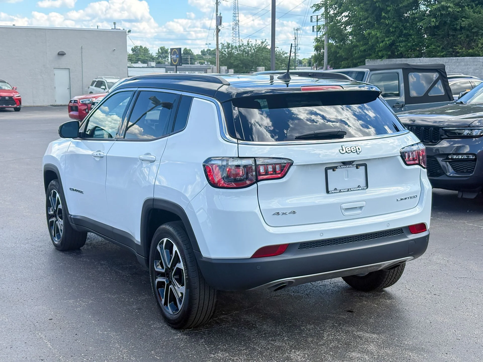 Used 2023 White Jeep Limited image 11