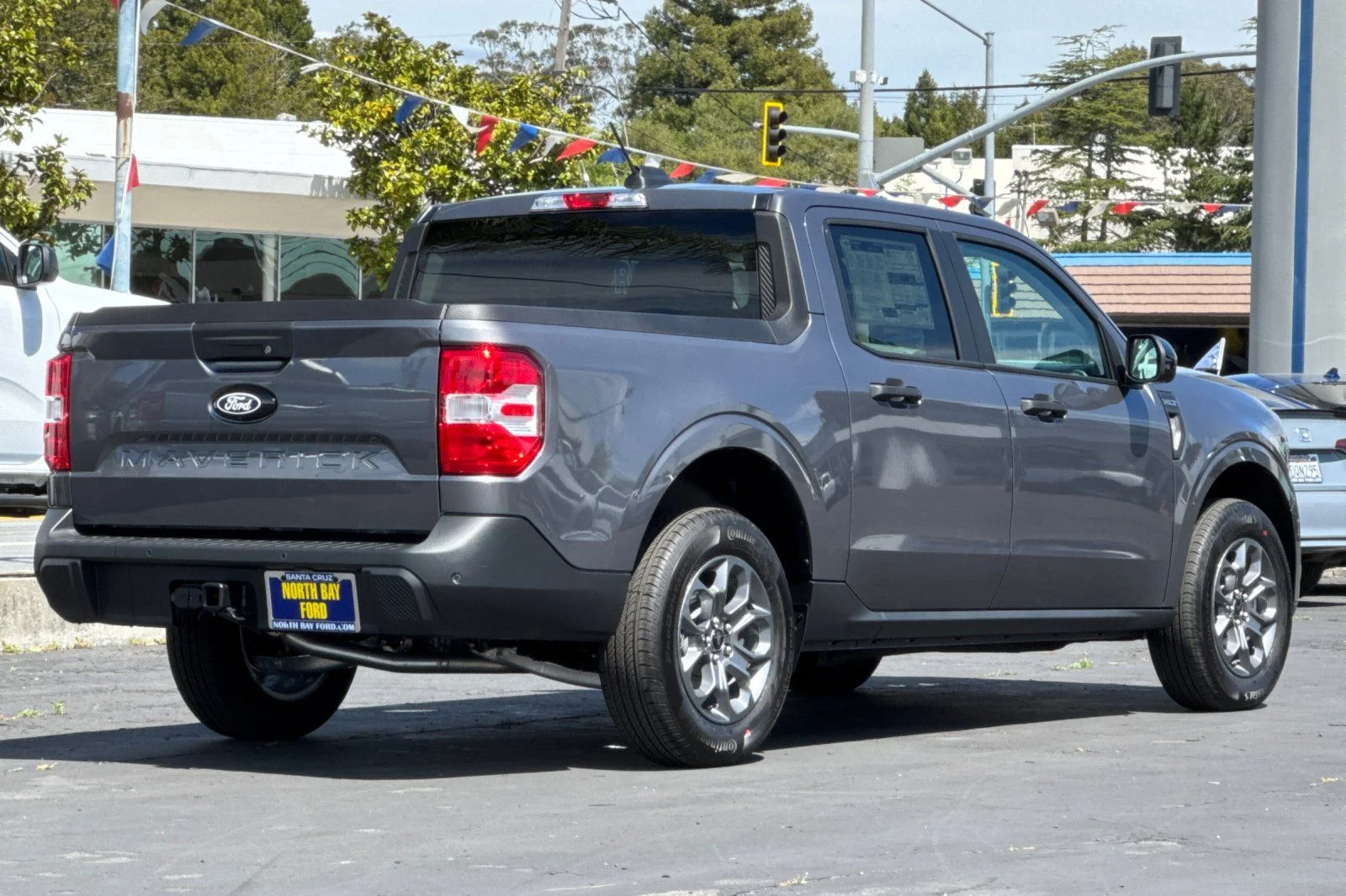 New 2026 Carbonized Gray Metallic Ford XLT image 3