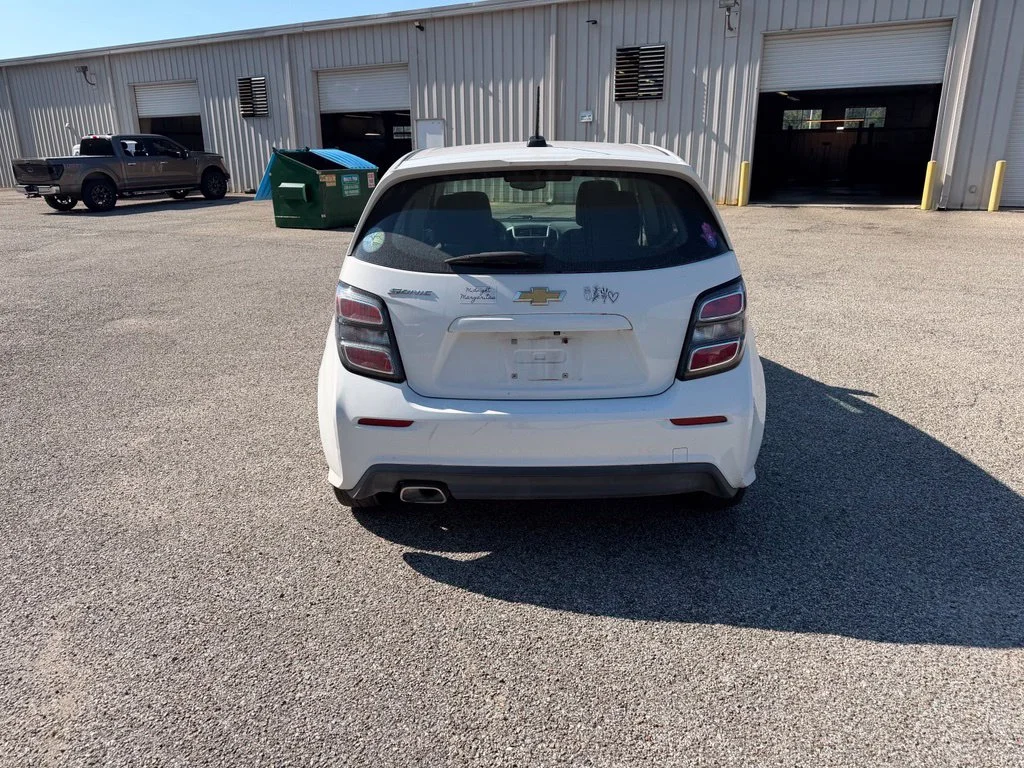 Used 2017 White Chevrolet LT image 7