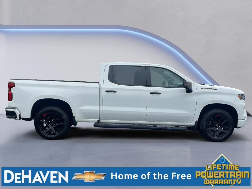 Used 2024 Summit White Chevrolet RST image 7