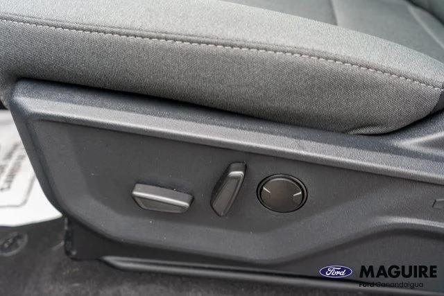 New 2026 Agate Black Metallic Ford XLT image 13