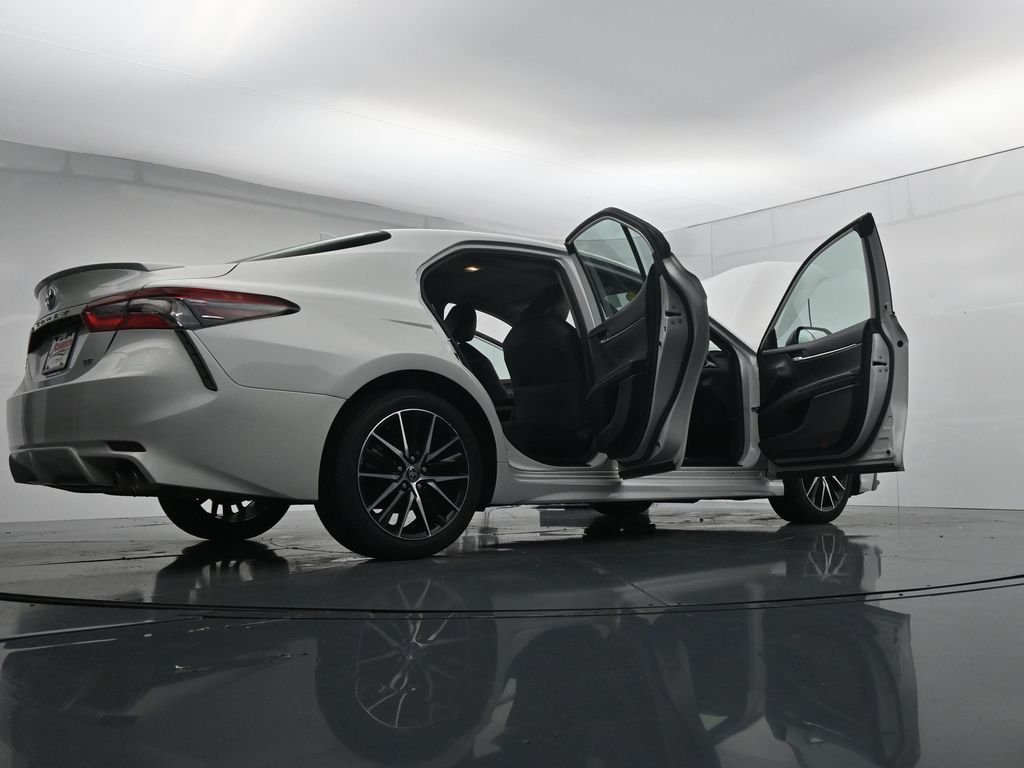 Used 2023 White Toyota SE image 43