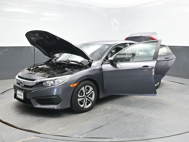 Used 2018 Gray Honda LX image 44
