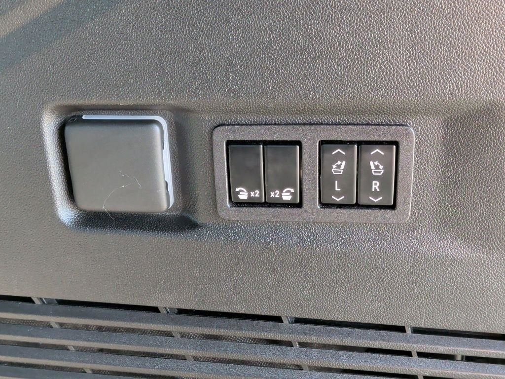 Used 2023 Gray Chevrolet RST image 49
