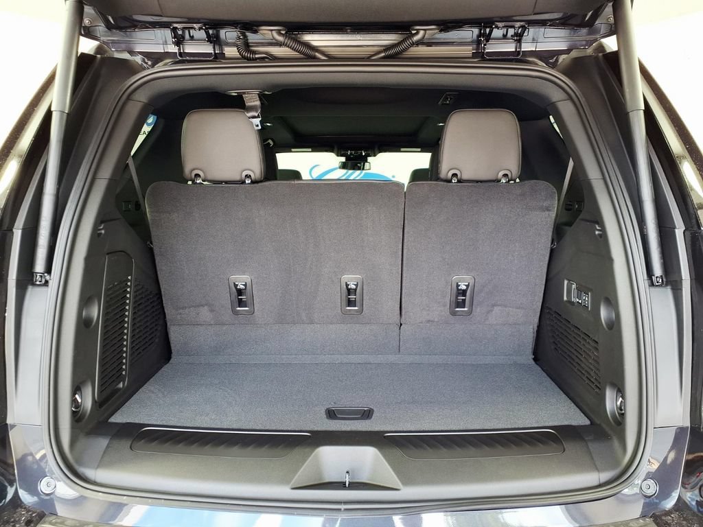 2026 Chevrolet Tahoe LT - Photo 10