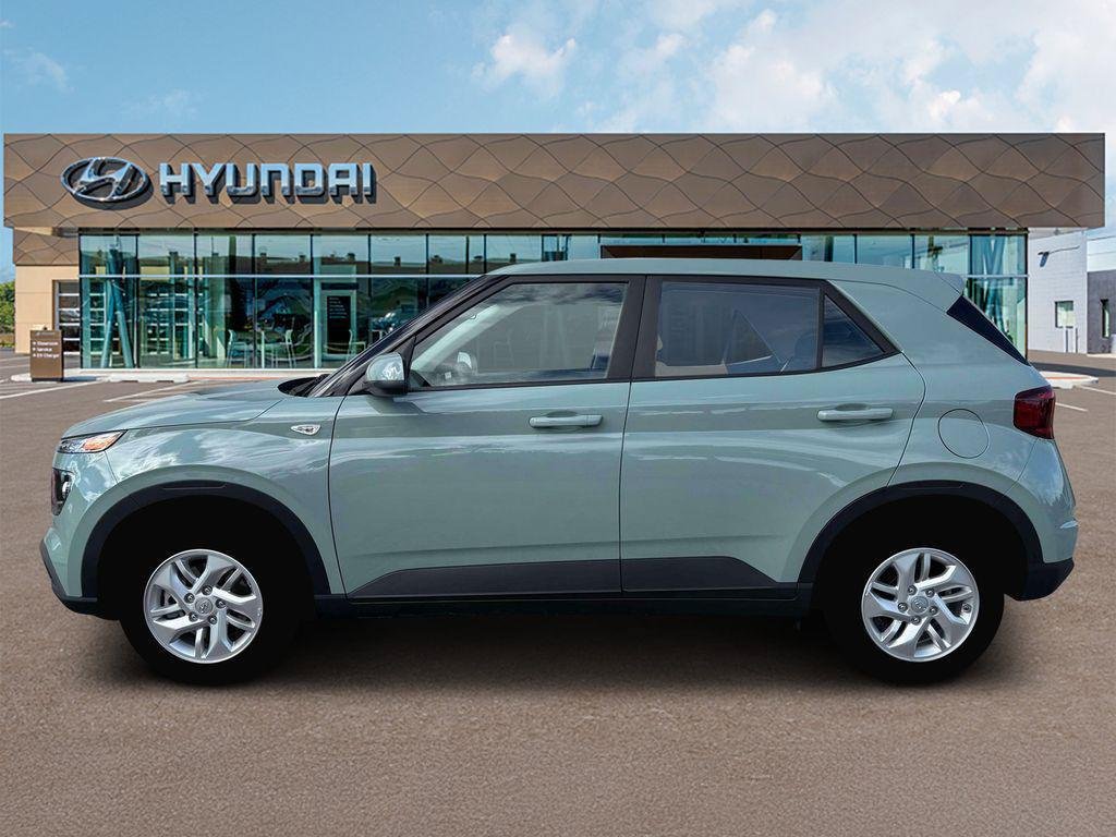 New 2026 Green Hyundai SE image 3