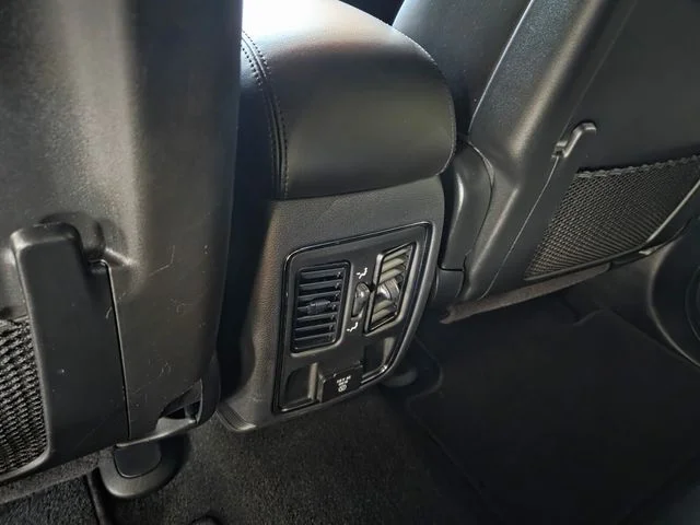 Certified Used 2020 Gray Jeep Altitude image 7