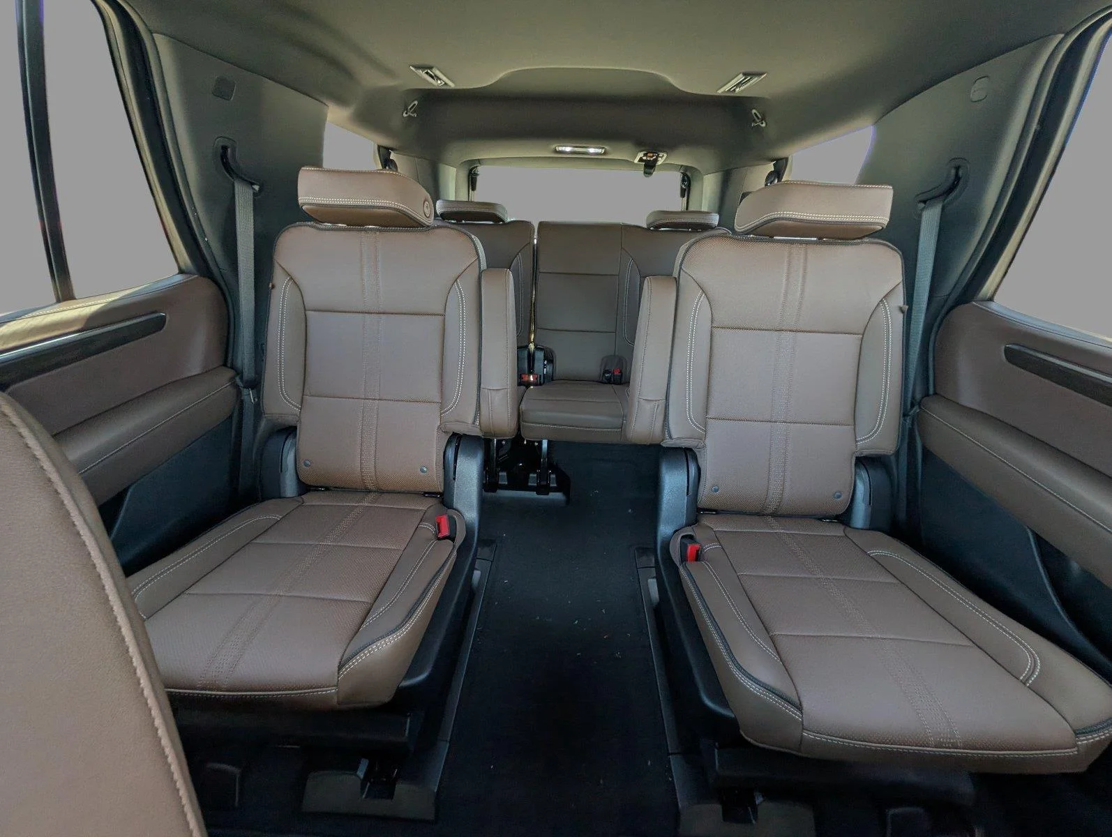New 2027 Polar White Tricoat Chevrolet High Country image 14