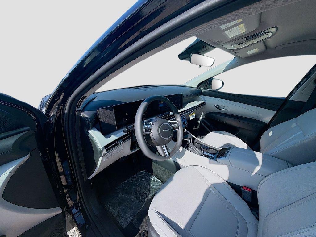 New 2026 Phantom Black Hyundai SEL FWD image 7
