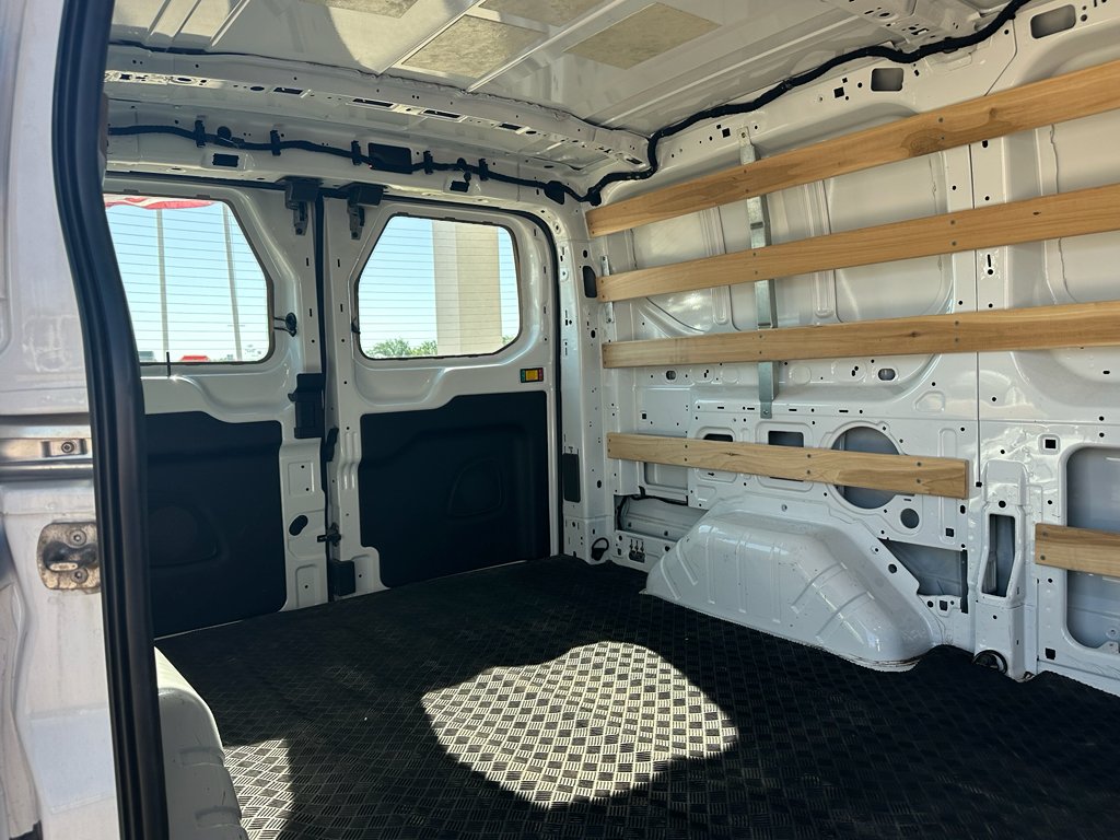 Used 2024 Oxford White Ford Base image 27