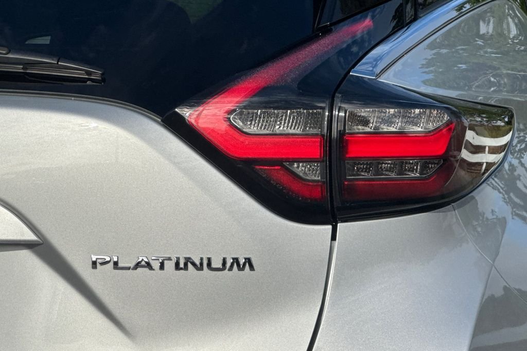 Used 2023 Silver Nissan Platinum image 29