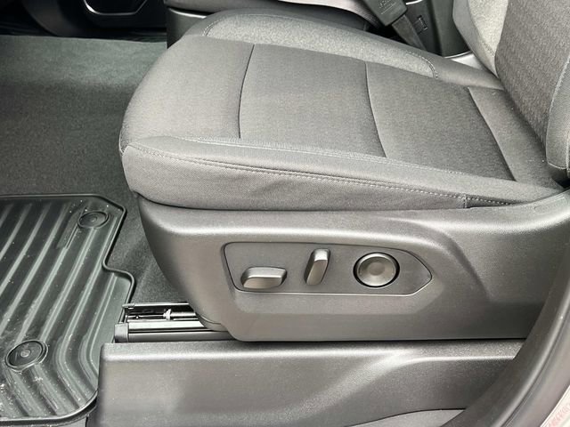 New 2026 Sterling Metallic GMC Elevation image 15