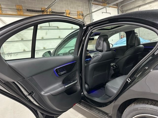 New 2026  Mercedes-Benz C 300 image 11