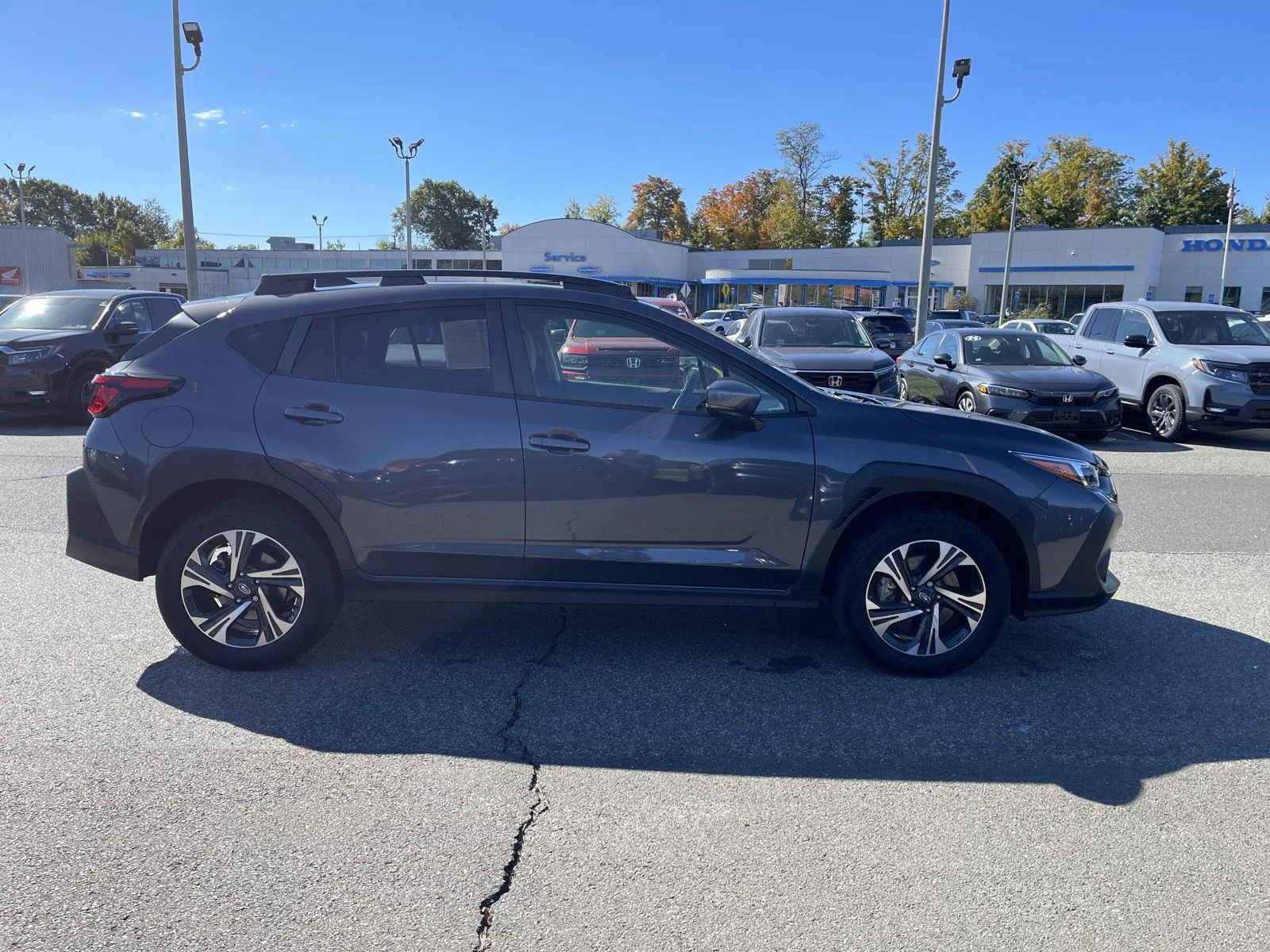 Used 2024 Magnetite Gray Metallic Subaru Premium image 19