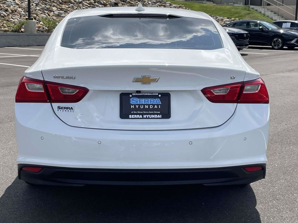 Used 2024 White Chevrolet LT image 4