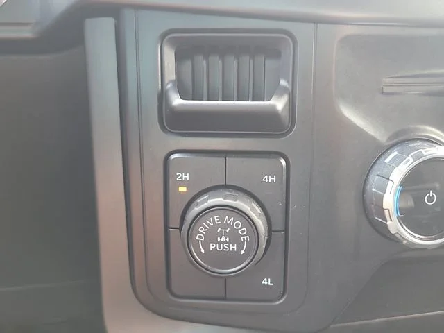Used 2024 White Ford XLT image 30