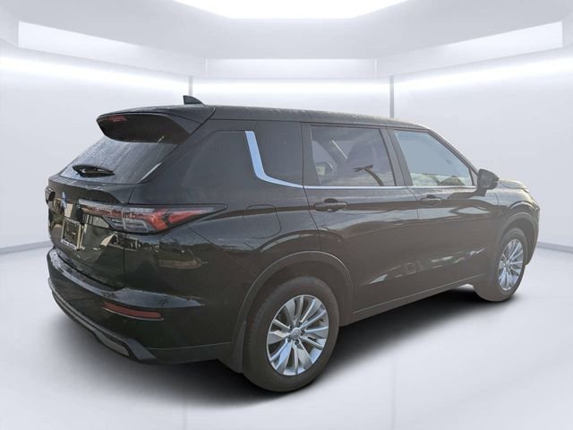 Used 2025 Black Mitsubishi ES image 3