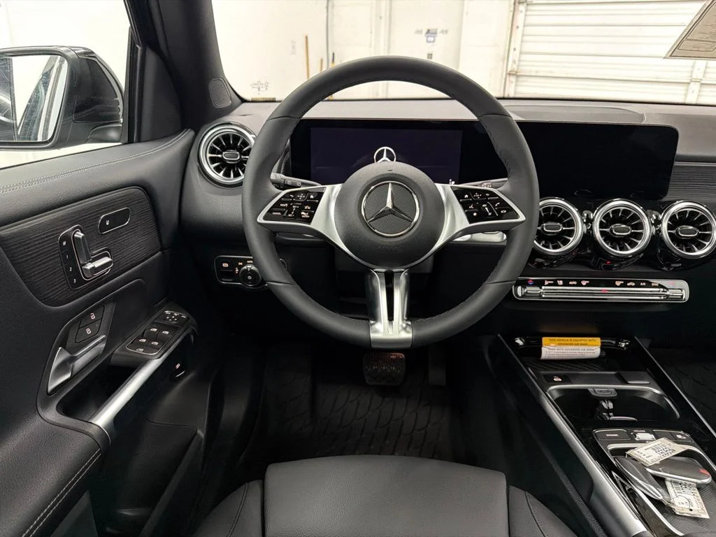 New 2026 Black Mercedes-Benz GLB 250 image 20