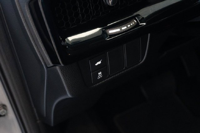 Used 2025 Gray Honda EX-L image 6