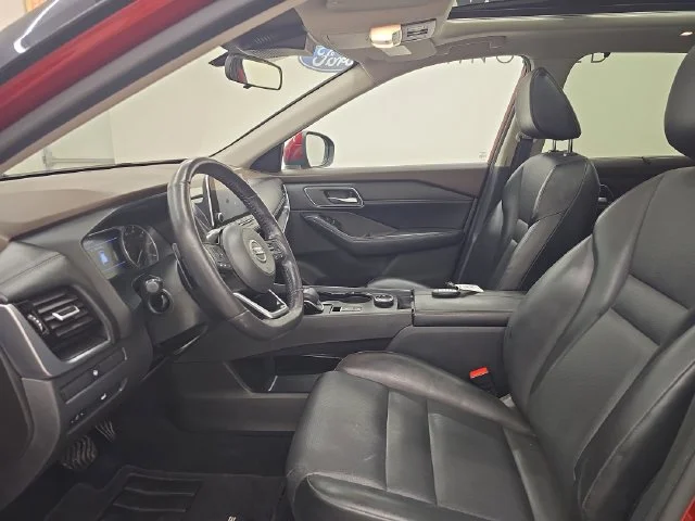 Used 2021 Scarlet Ember Nissan SV image 20