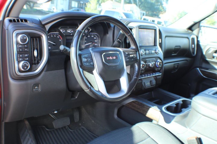Used 2021 Cayenne Red Tintcoat GMC Elevation image 8