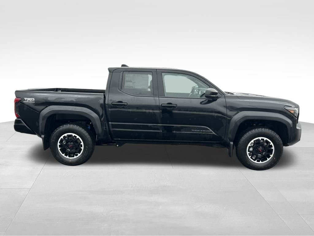 2026 Toyota Tacoma TRD Off Road - Photo 6